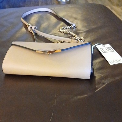 Urban Expressions Beige Envelope Crossbody Clutch Gold Chain Magnetic Closure