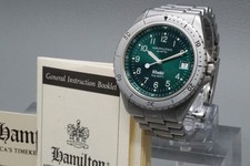 *Quasi come nuovo/carta* Hamilton Khaki Field 9745B 38 mm quadrante blu orologio al quarzo uomo