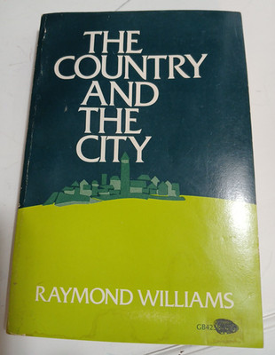 THE COUNTRY AND THE CITY.  Raymond Williams PB 1975