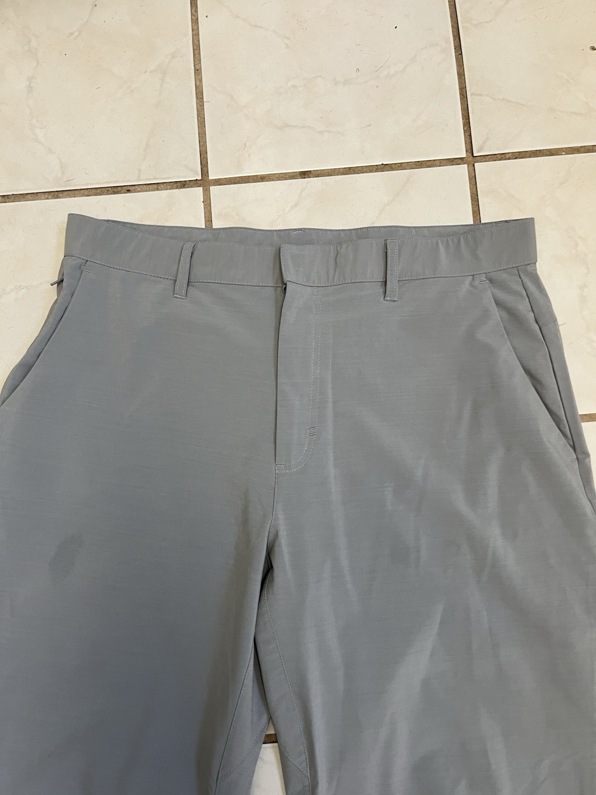 FABLETICS Light Grey Microfiber Multi-Pocket THE … - image 2