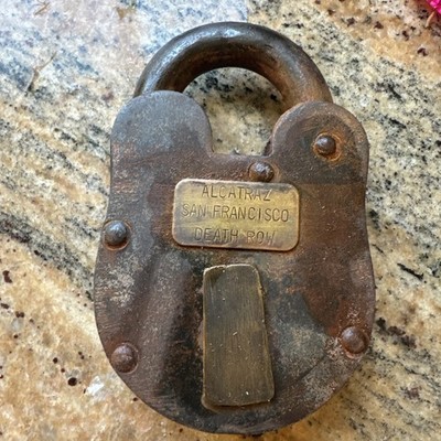 Padlock Alcatraz San Francisco Death Row Rusty Finish Cast Iron 5'' Lock Padlock