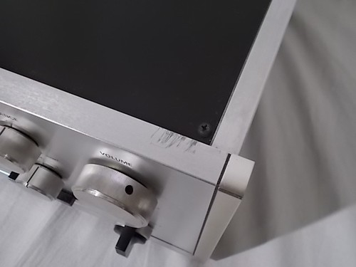 Amplificatore integrato Accuphase E-202 mantenuto a febbraio 2025 - Foto 9 di 18
