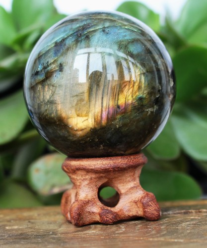 311g Blue & Gold Flash LABRADORITE Crystal Sphere Ball w/Rosewood Stand 1 - Imagen 7 de 10