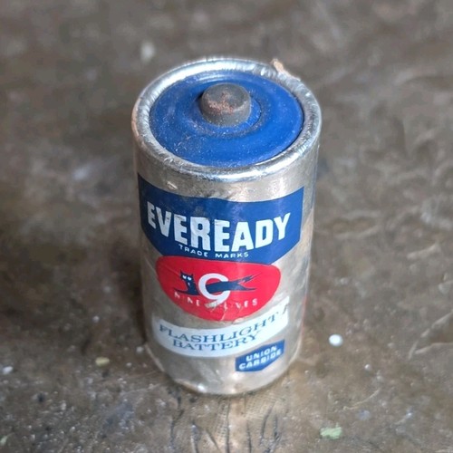 EVEREADY C Size Flashlight Battery Union Carbide MPN 935 No. 935 Type C