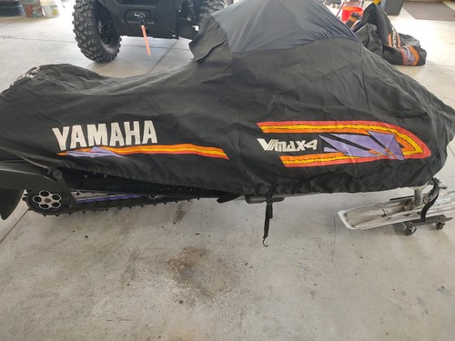 1995 Yamaha Vmax4  snowmobile Cover Like New