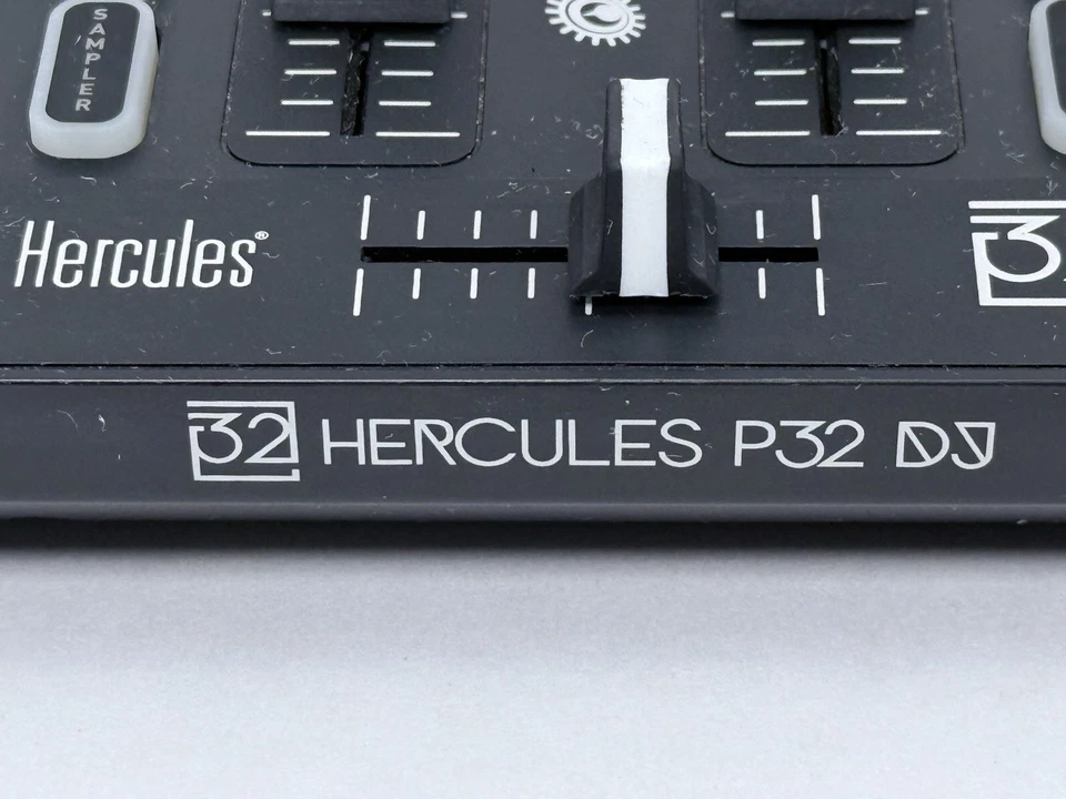 Hercules P32 Advanced DJ Controller with High Performance Pads DJCONTROL-P32 - Image 4 of 4