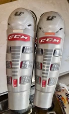 CCM U+ 08 Senior 17” Hockey Shin Guards 6’4” + Good Condition