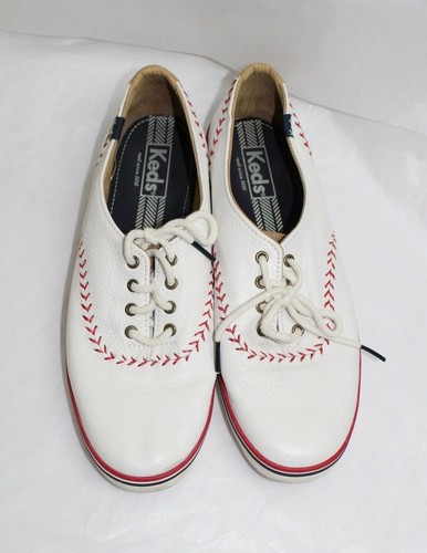 baseball tennis shoes