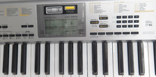 Casio LK-260 Electric Keyboard With Key Lighting System Sound Sampling
