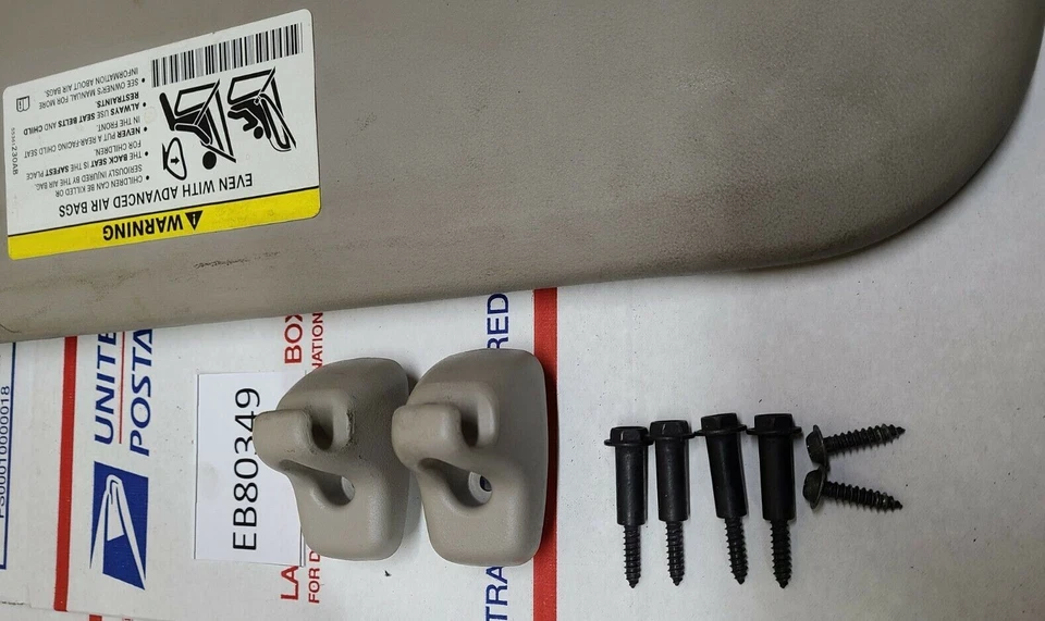 OEM 2009-2018 Dodge RAM 1500 Interior Sun Visors Visor Pair Shades W/ Hardware - Image 2 of 4