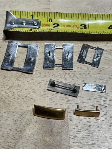 Spilla in metallo 7-Vintage assortiti US Army tono argento e oro grado capitano - Foto 9 di 9