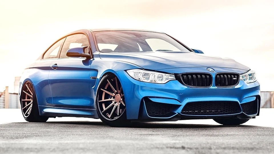 22x10.5"Ferrada Wheels FR4 Matte Bronze with Gloss Black Lip Rims (S02) Foto 3 de 4