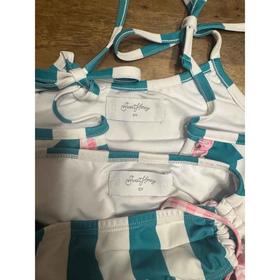 Conjunto de traje de baño a rayas Sweet Honey correas de corbata con volantes blanco azulado 5 años Foto 2 de 4