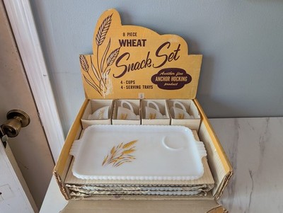 Anchor Hocking Wheat 8 Pc Snack Set With Box 