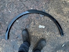 Land Rover Discovery L462 Front Right Wheel Arch 2017 ON HY3M-16A074-AC Genuine