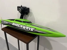 ProBoat ShockWave Brushless Boat – Dynamite 5000mAh LiPo – Controller + Extras