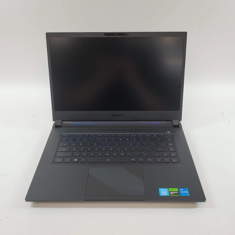 Aorus 15 BMF X5LF 15.6" i5-13500F 2.6GHz 8GB RAM 512GB SSD GeForce RTX 4050 - Image 3 of 4