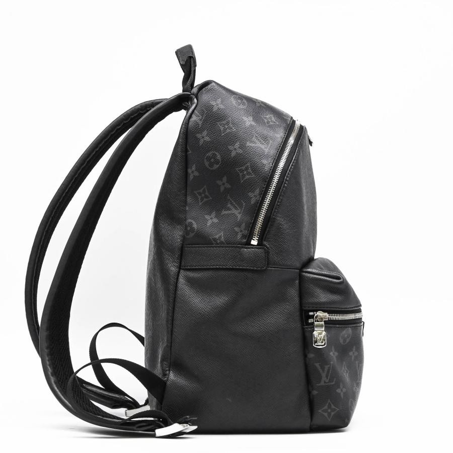 Louis Vuitton Discovery Backpack M30230 Taiga Leather Black  display picture 2
