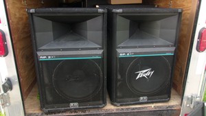 peavey 1000 watt speakers