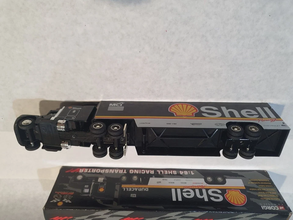 Corgi Classics Shell Motorsports Racing Transporter, #44 Busch #28 Indy Car NIB - Image 4 of 4