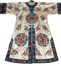 Antique 1920s Pearl White Chinese Silk Satin Hand Embroidered Kimono Floral Robe