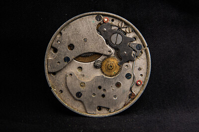 New York Standard Pocket Watch Movement 7j SN BF192061 FOR PARTS OR REPAIR V11