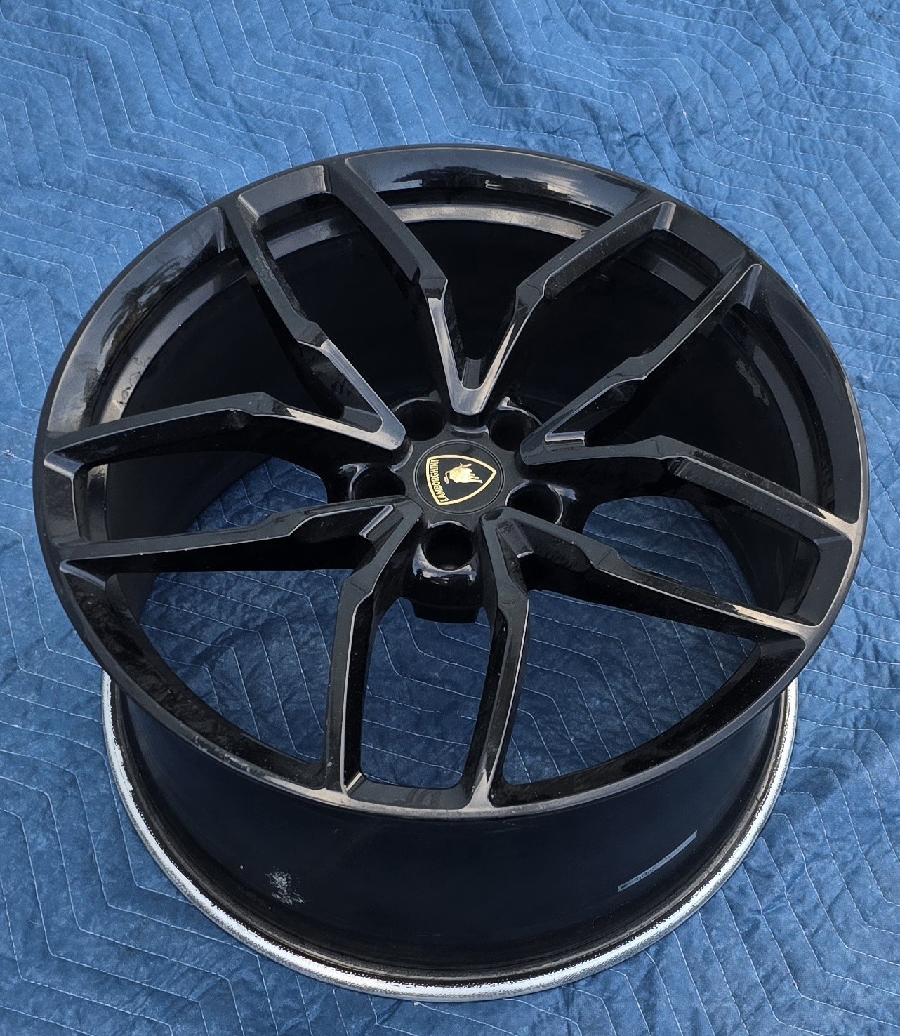 Lamborghini Huracan LP580 610 Rear Wheel Used 4T0601017Q Lp610 Black Mimas