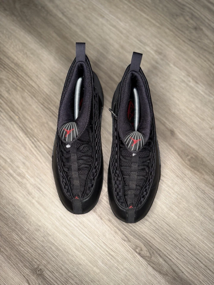 Talla 8.5 - Air Jordan 15 Retro 2017 Stealth Foto 3 de 4