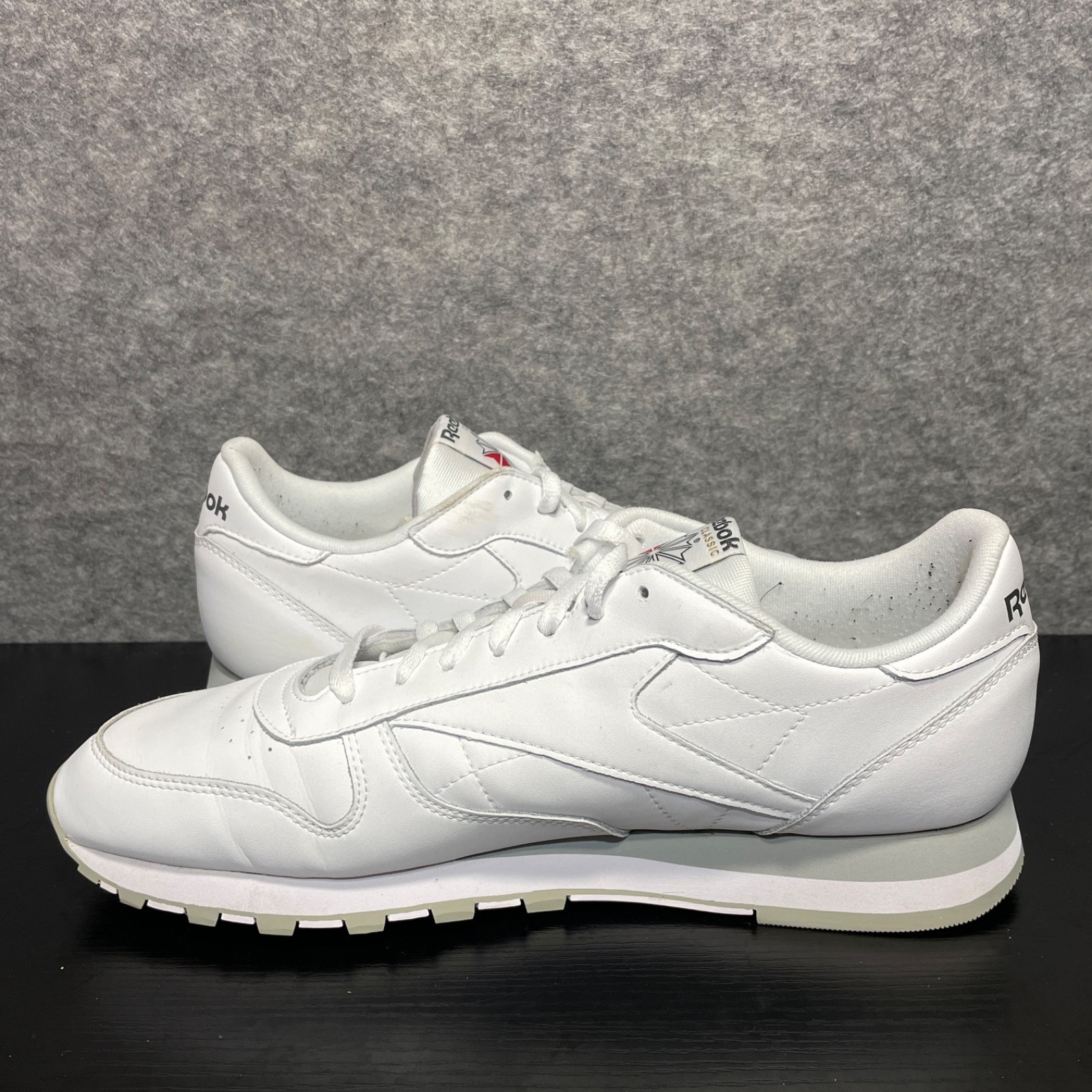 Reebok Classic Running Shoes Mens 13 White Leather Lace Up Retro Sneakers thumbnail 8
