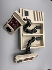 Mattel Intellivision II Includes Lot of  33 CIB Games Untested Console As Is