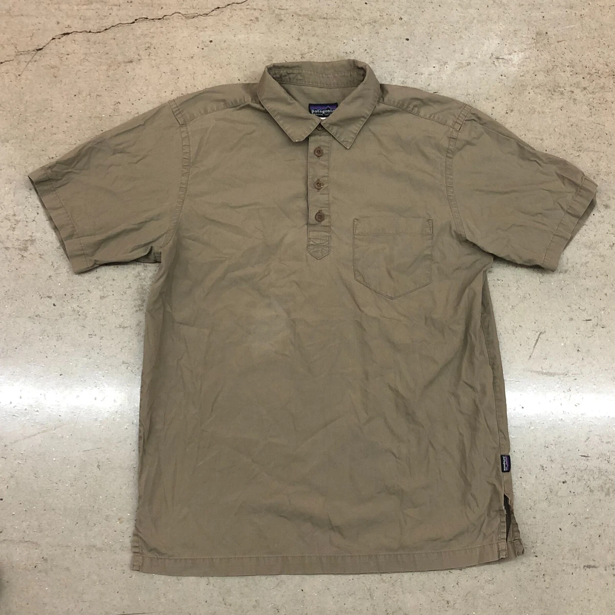 Patagonia Organic Cotton Mens Short Sleeve Button Henley Shirt Size Medium