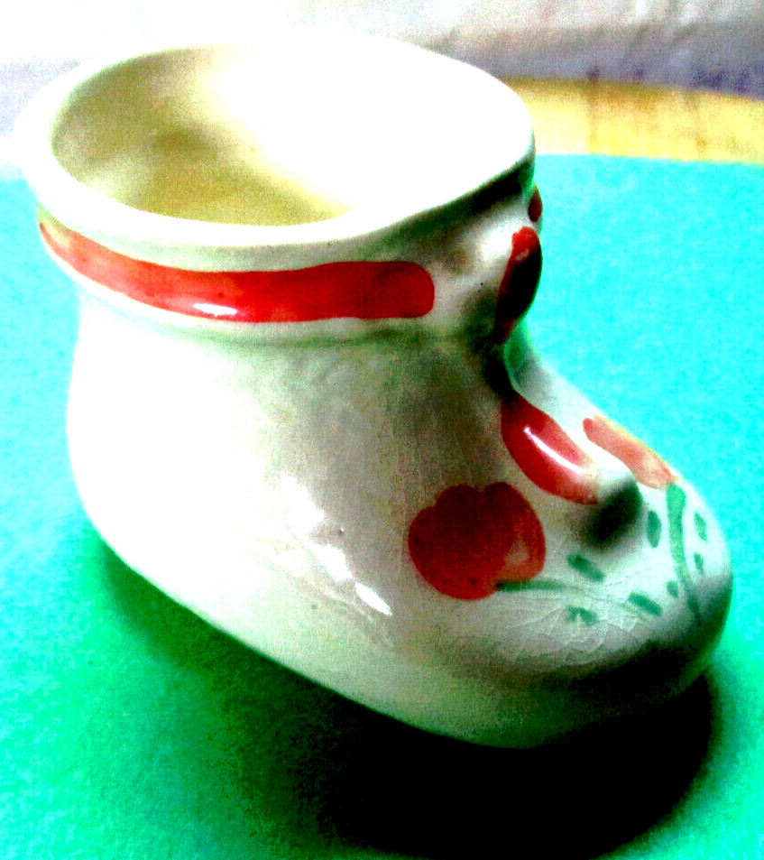 Planter Ceramic Handpainted flowers Baby Shoe Planter 2.5x4" vintage