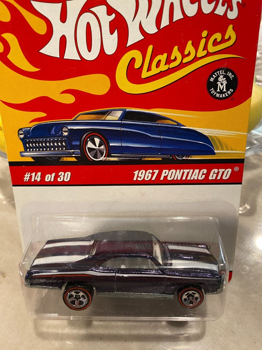 ミニカー Hot Wheels Classics 1967 PONTIAC GTO Amazon.com: 1967 PONTIAC GTO (ORANGE) 2005 Hot Wheels