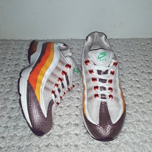 air max 95 snakeskin white