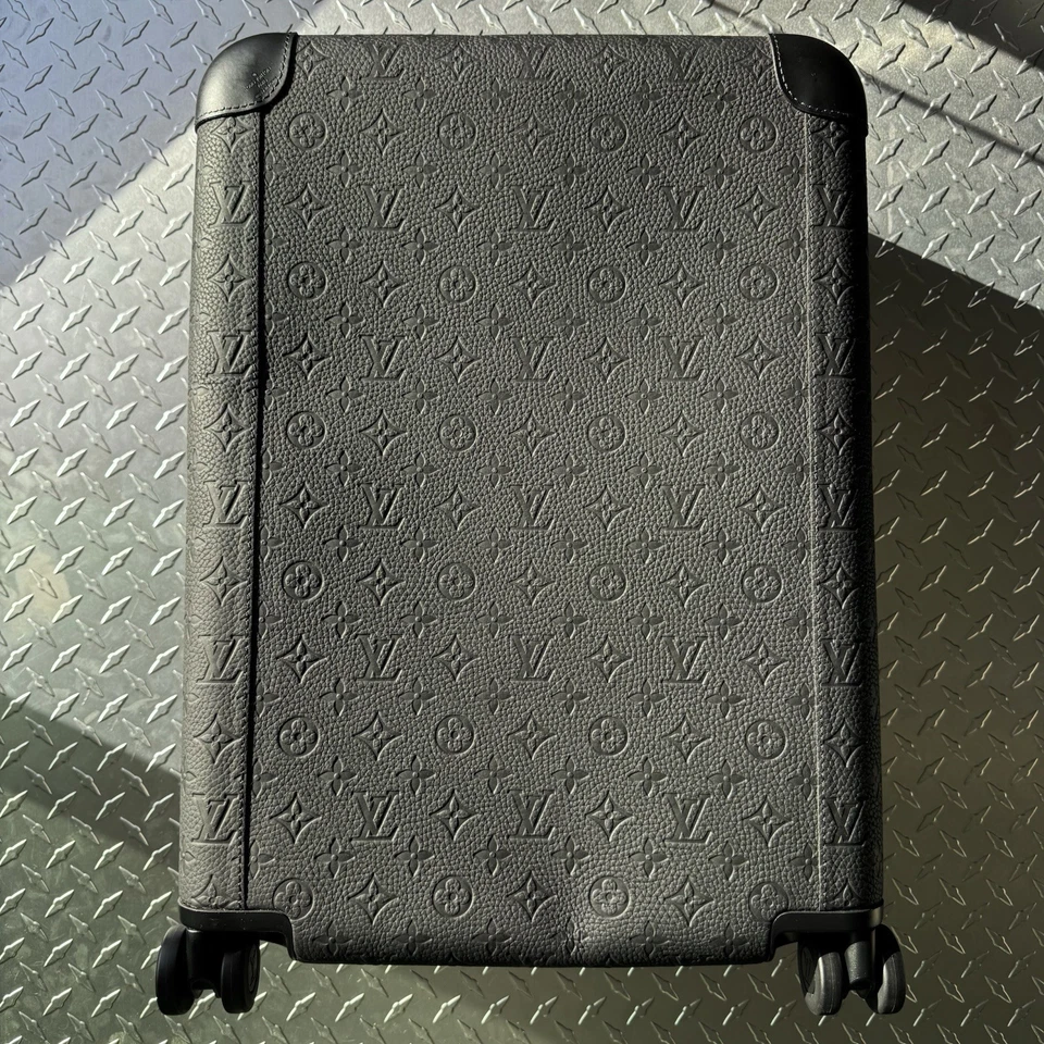 $5300 Louis Vuitton Horizon 55 Carry on luggage Monogram Empreinte In Black - Image 2 of 4