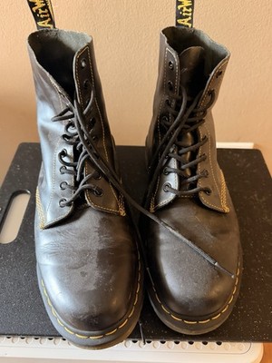 Dr. Martens Air Wair Unisex 1460 Smooth Leather Lace Up Boots, Size US Men 12