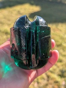 Vintage Dark emerald Green Johnny Ball Glass Insulator!!