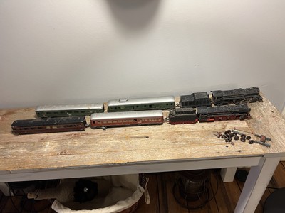 Vintage German 1952 Fleischmann Train Lot 1360 Engines Tenders & Passenger Cars 