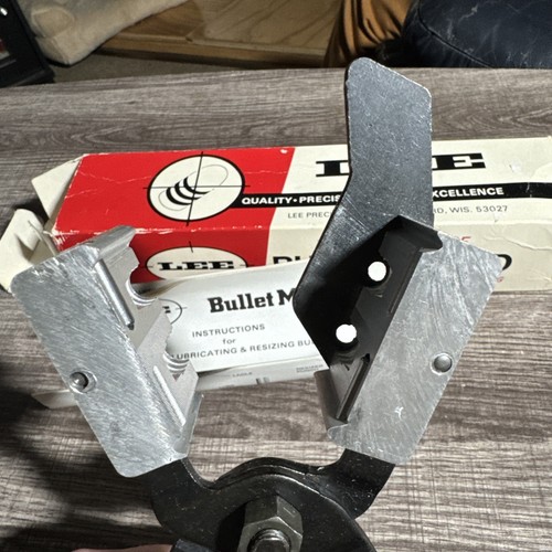 Lee bullet mold .358 150 Gr - Picture 4 of 5