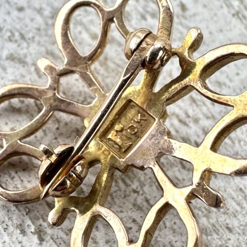 10K Yellow Gold Pearl Filigree Signed “r” Quatrefoil Brooch Pin - Picture 3 of 7