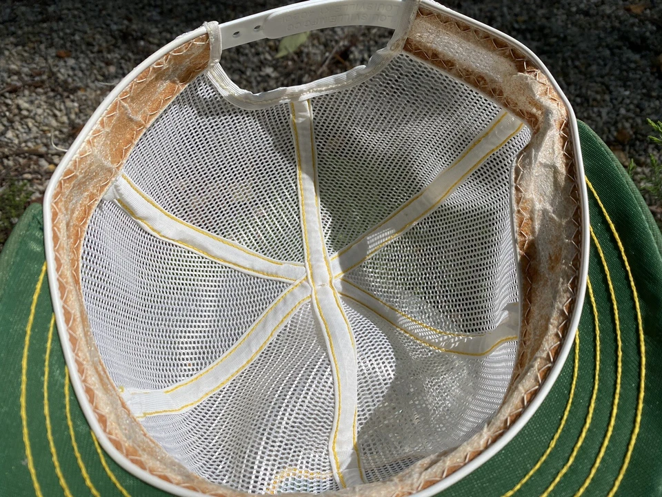 Sombrero de pompón de malla John Deere vintage Louisville raro Foto 4 de 4