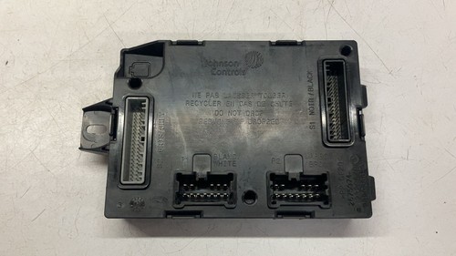 Vauxhall Vivaro Trafic 14-19 body control module BCM 284B18533R - Picture 10 of 12