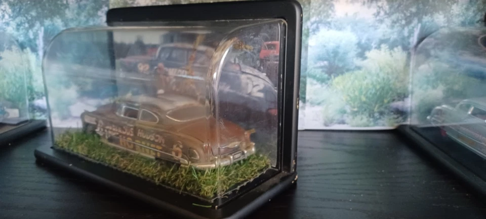 Franklin Mint 1951 Hudson Hornet Nascar junkyard - Image 2 of 4