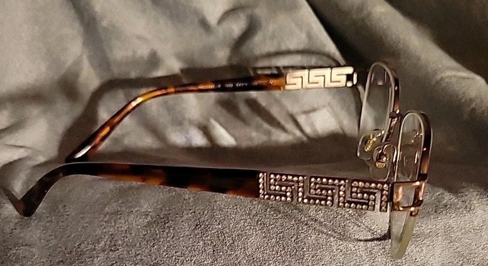 Anteojos Versace carey media borde con diseño de llave griega de diamantes de imitación*140 Foto 2 de 4