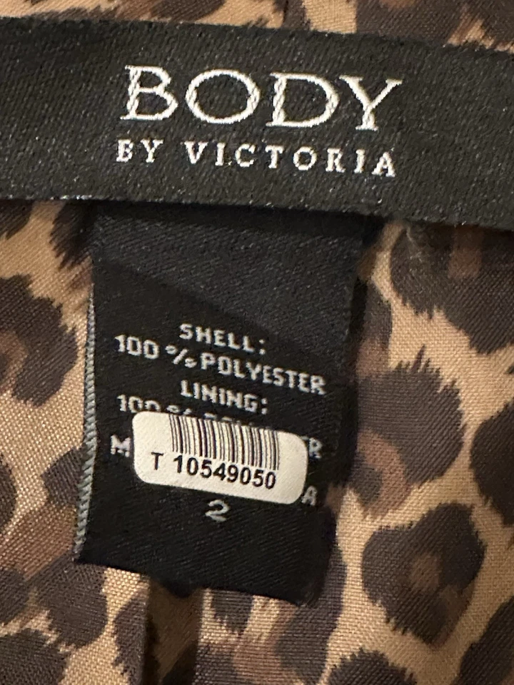 Blazer negro Body By Victoria talla 2 Foto 2 de 4