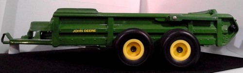 toy Ertl John Deere 380 Hydra Push Manure Spreader 1/16 scale - Picture 3 of 9