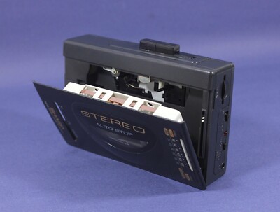 レトロ　ウォークマンピストル SHARP JC-159 Vintage Walkman Cassette Player & Radio | eBay