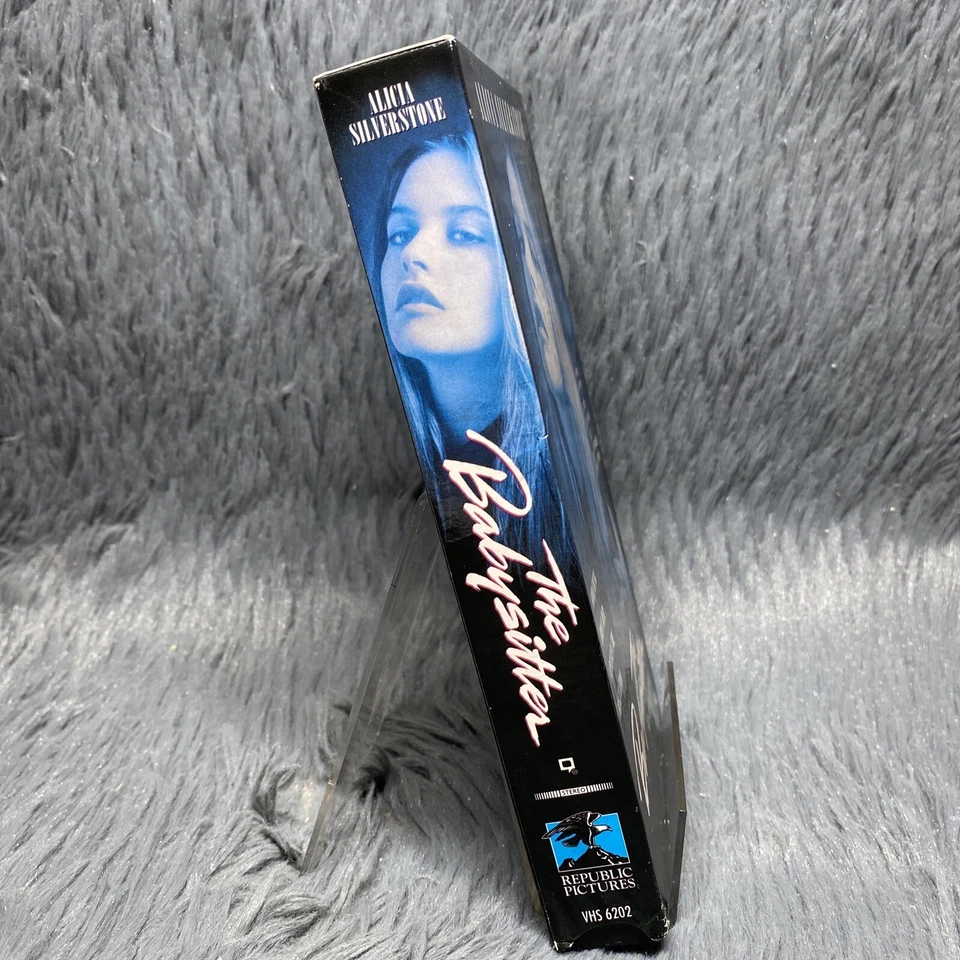 The Babysitter VHS 1995 Tape Alicia Silverstone Jeremy London Rare Thriller Film - Image 3 of 4