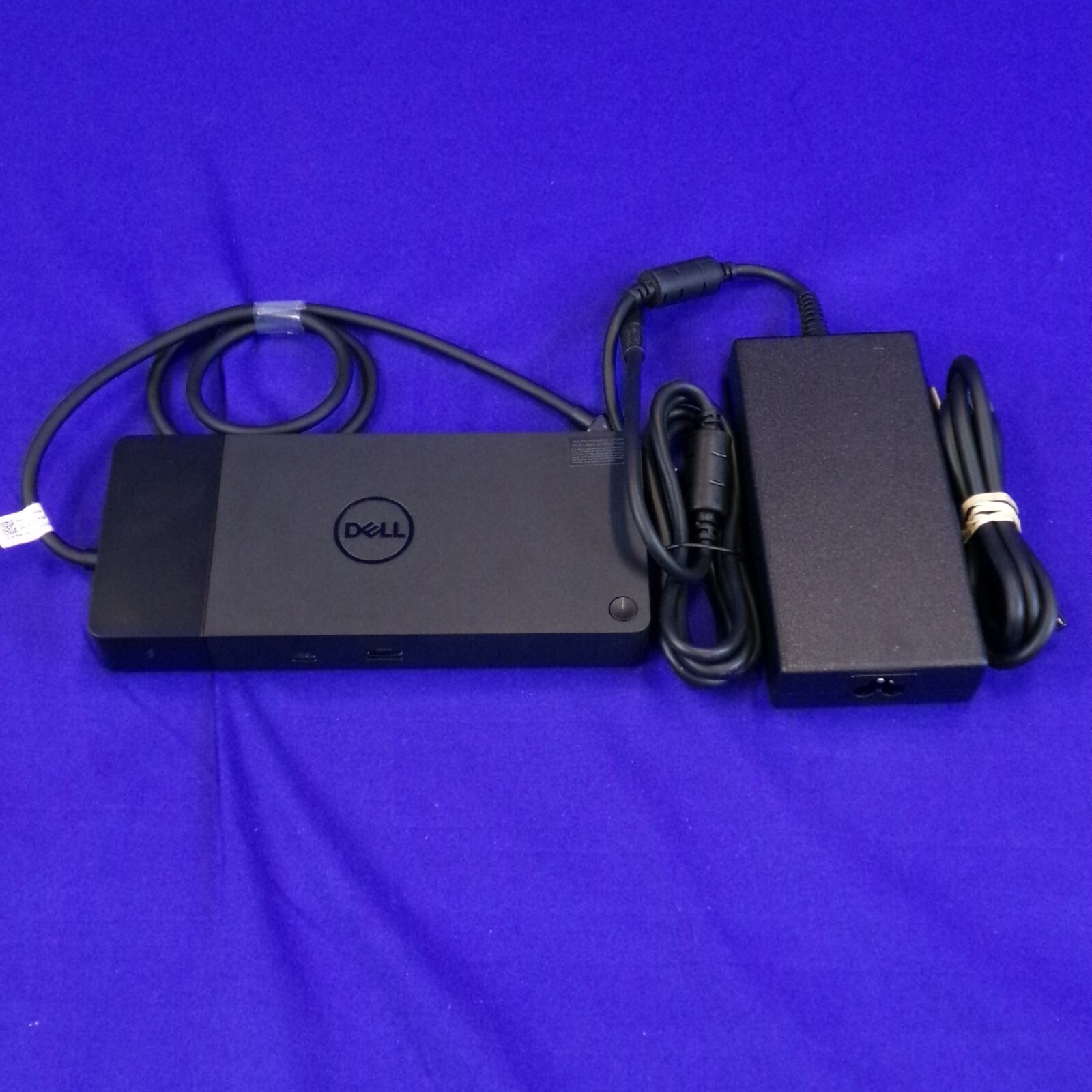 Dell WD22TB4 Thunderbolt 4 Docking Station With 180W AC Adapter