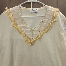 Vintage Joanie W T Shirt Faux Fur V Neck & Studs Made In USA Womens Sz Large 40